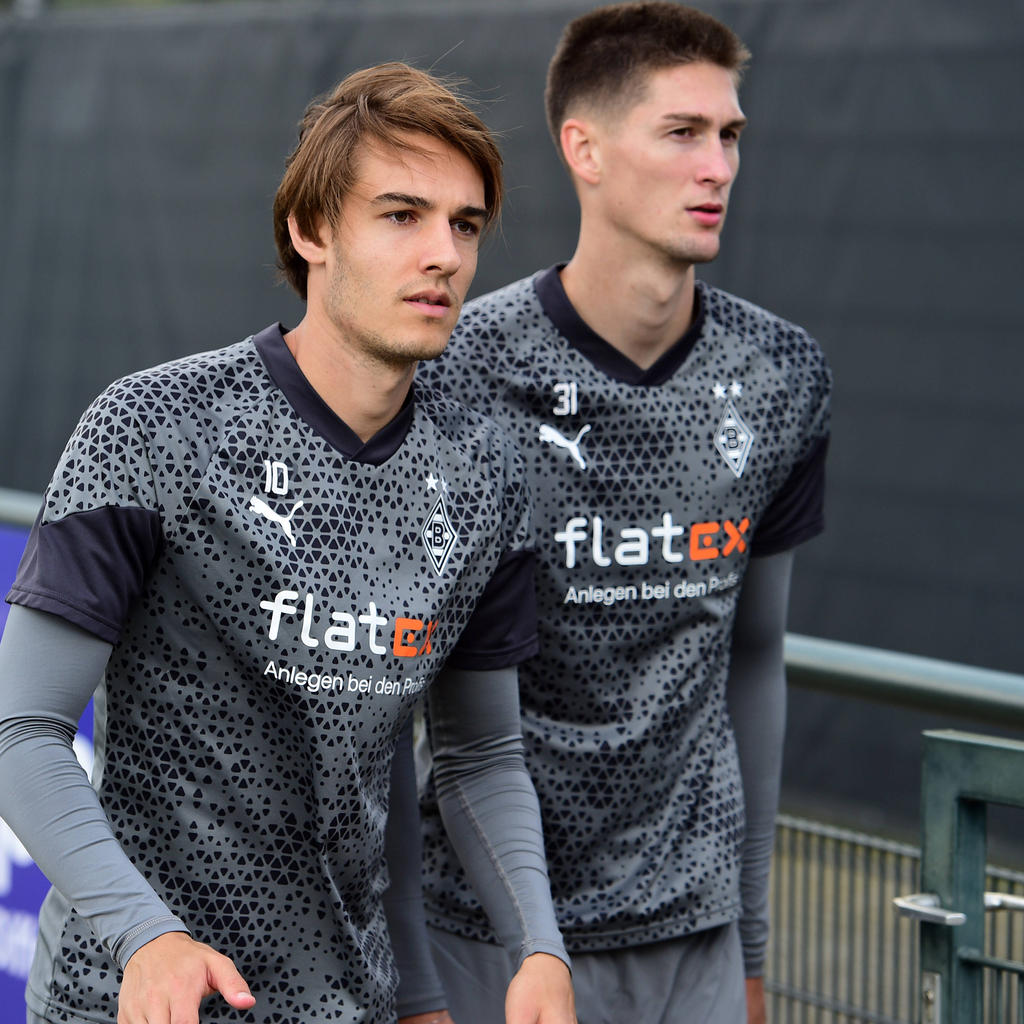 Borussia Mönchengladbach: Florian Neuhaus (li.) und Tomas Cvancara (re.)