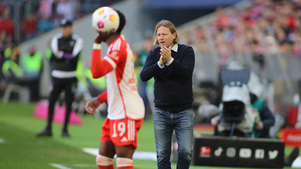 Bo Henriksen trainiert aktuell Mainz 05, kann sich aber auch den FC Bayern oder Real Madrid vorstellen Bo Henriksen trainiert aktuell Mainz 05, kann sich aber auch den FC Bayern oder Real Madrid vorstellen