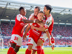 Mainz nach Sieg gegen Leipzig fast gerettet