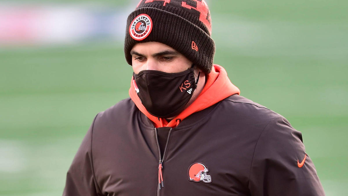 Kevin Stefanski verpasst den Playoff-Auftakt der Browns Kevin Stefanski verpasst den Playoff-Auftakt der Browns