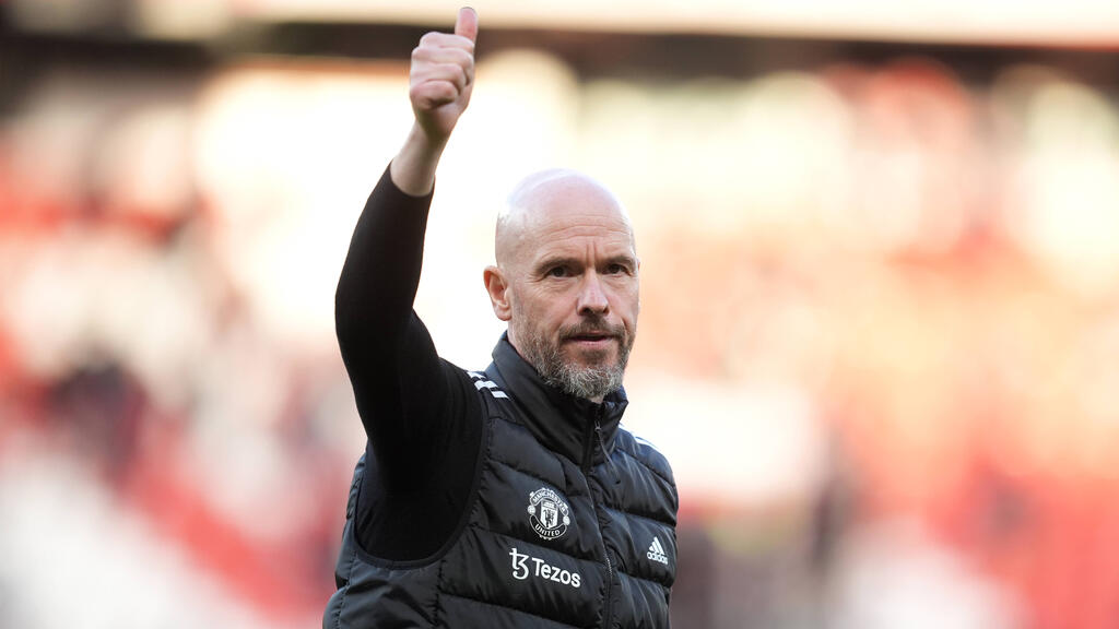Daumen hoch von Teammanager Erik ten Hag Daumen hoch von Teammanager Erik ten Hag