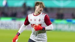 Jonas Urbig vom 1. FC Köln soll bei Bayer Leverkusen auf dem Zettel stehen