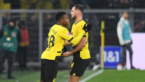 Liệu Niclas Füllkrug (r.) và Youssoufa Moukoko (l.) có ở lại BVB không?