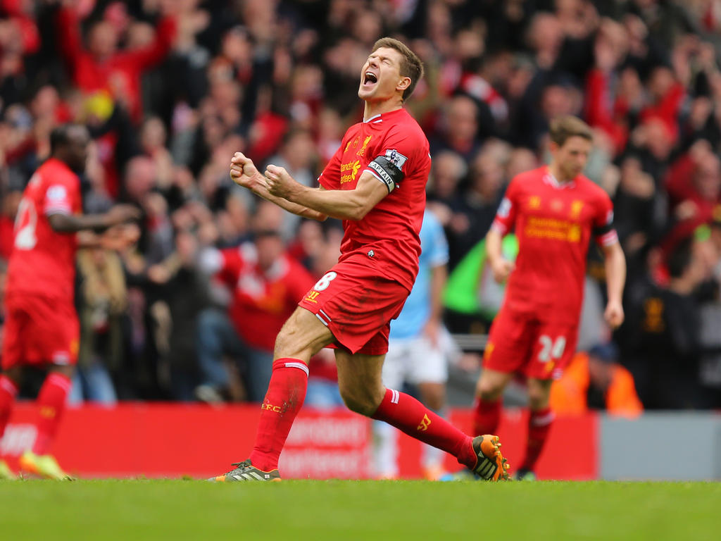 Liverpool-Legende Steven Gerrard bejubelt den 3:2-Sieg gegen Manchester City