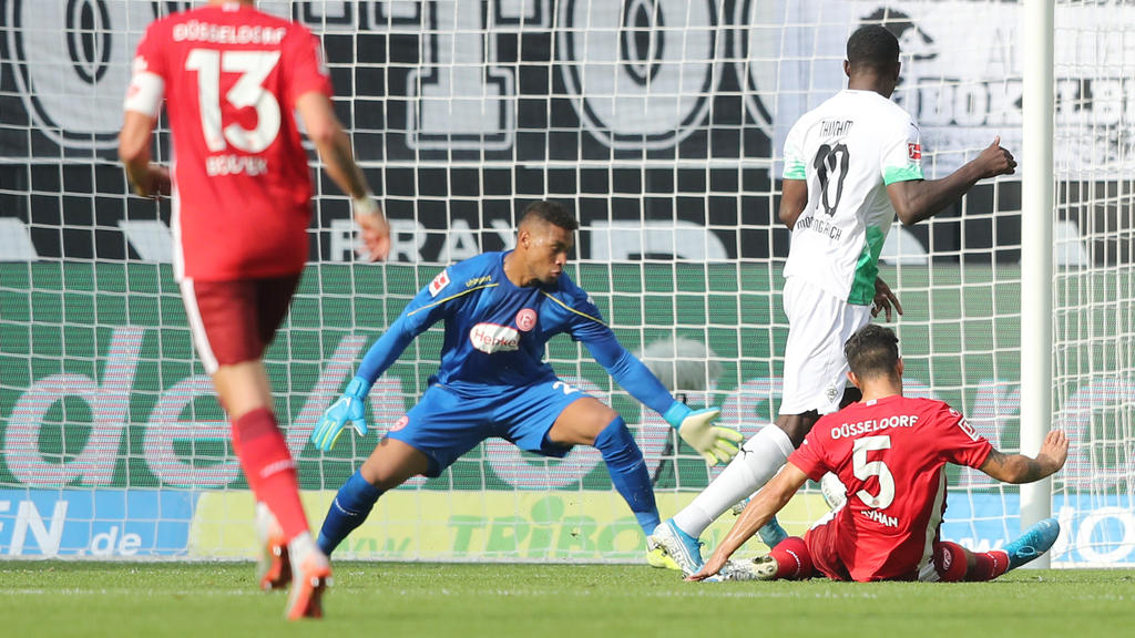 Marcus Thuram (r.) erzielte gegen Düsseldorf seine ersten beiden Bundesliga-Tore