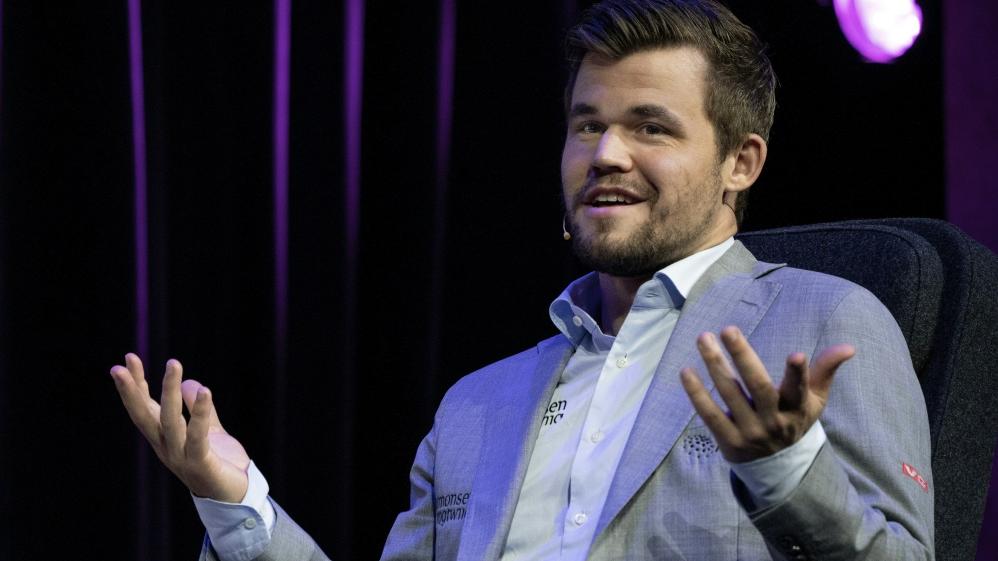 Magnus Carlsen krönt sich erneut zum Blitzschach-Weltmeister Magnus Carlsen krönt sich erneut zum Blitzschach-Weltmeister