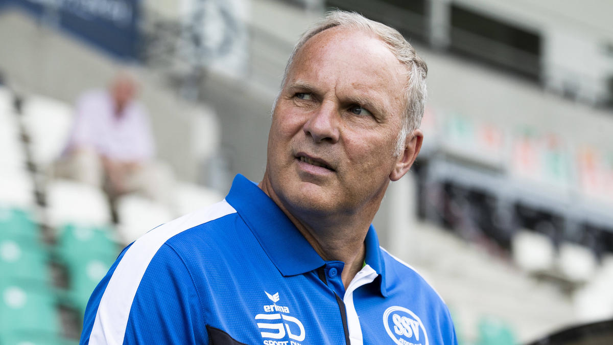 Oliver Reck bestritt 457 Bundesligaspiele für den FC Schalke 04 und Werder Bremen Oliver Reck bestritt 457 Bundesligaspiele für den FC Schalke 04 und Werder Bremen