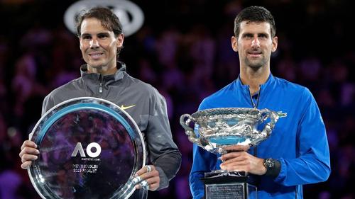 Rafael Nadal und Novak Djokovic nach dem Australian-Open-Finale 2019