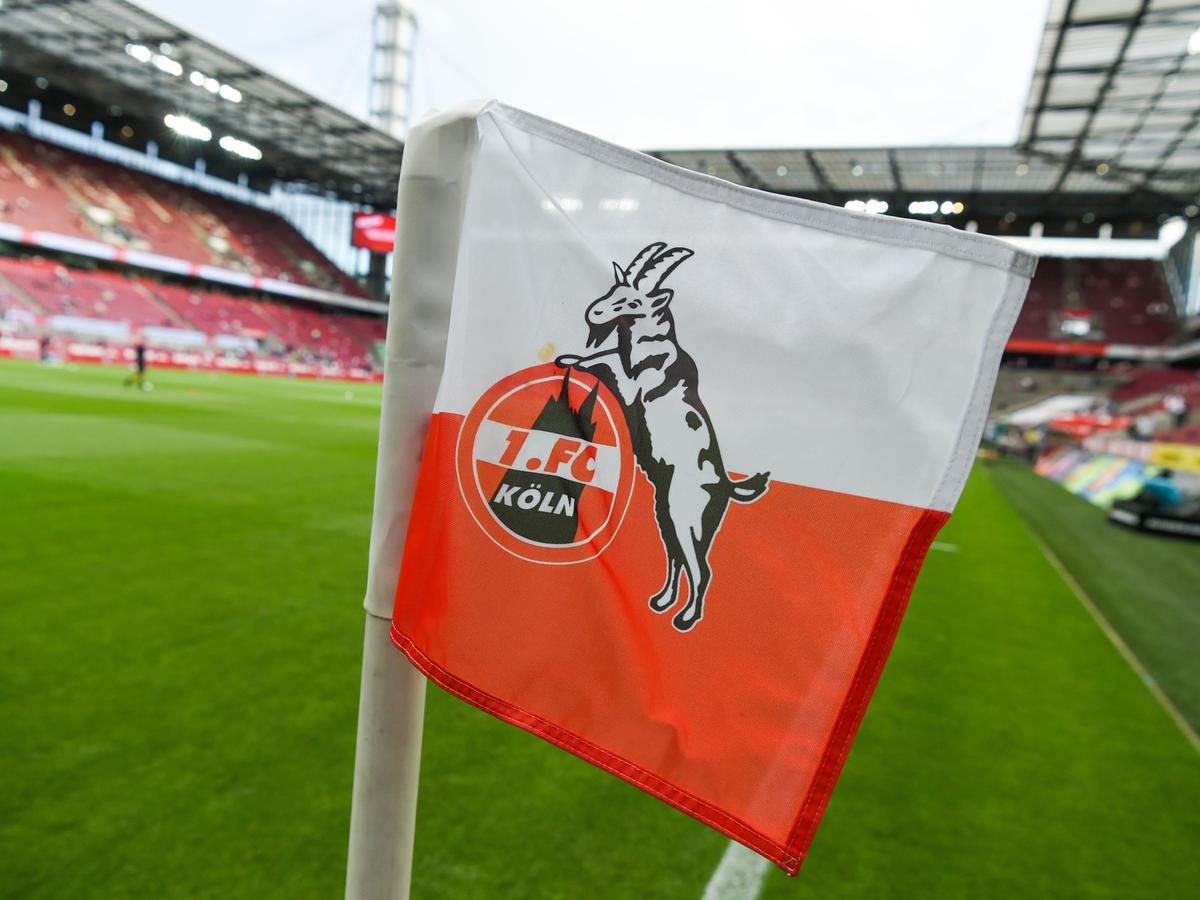 Der 1. FC Köln hat ein Gedächtnisspiel für den 1991 tödlich verunglückten Maurice Banach veranstaltet