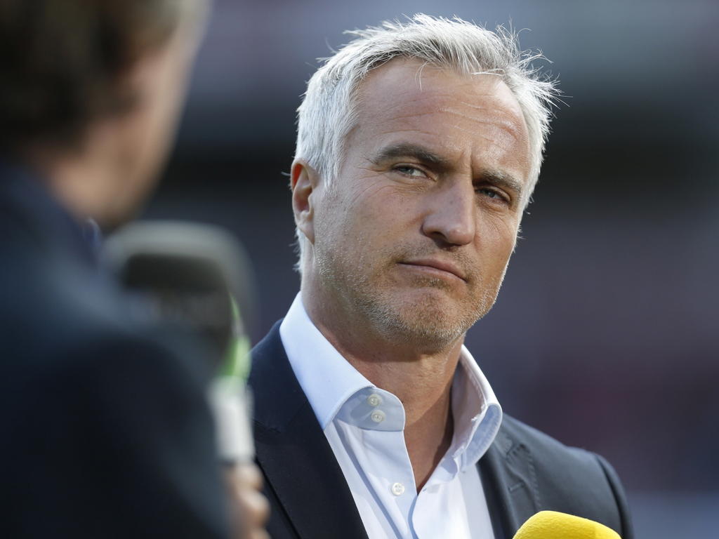 Football » News » Ex-French star Ginola suffers heart attack - report