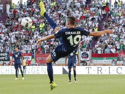 Julian Draxler hebt ab - zum Fallrückzieher