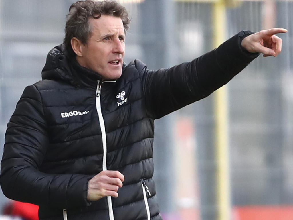 Janos Radoki bleibt Trainer von Greuther Fürth