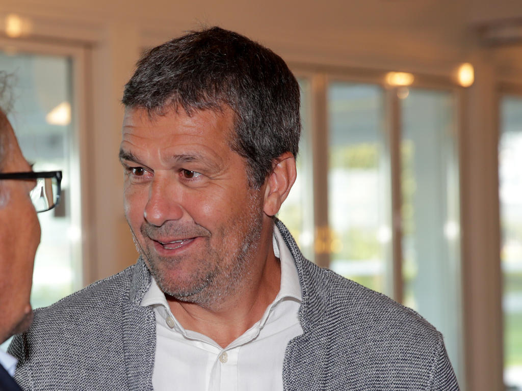 VdF-Boss Max Zirngast befragt die Bundesliga-Profis