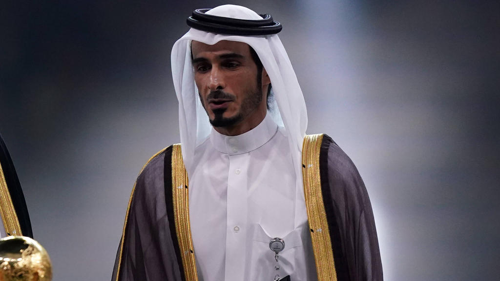 Premier League » acutalités » Qatar's Sheikh Jassim makes final bid to buy  Man Utd: sources