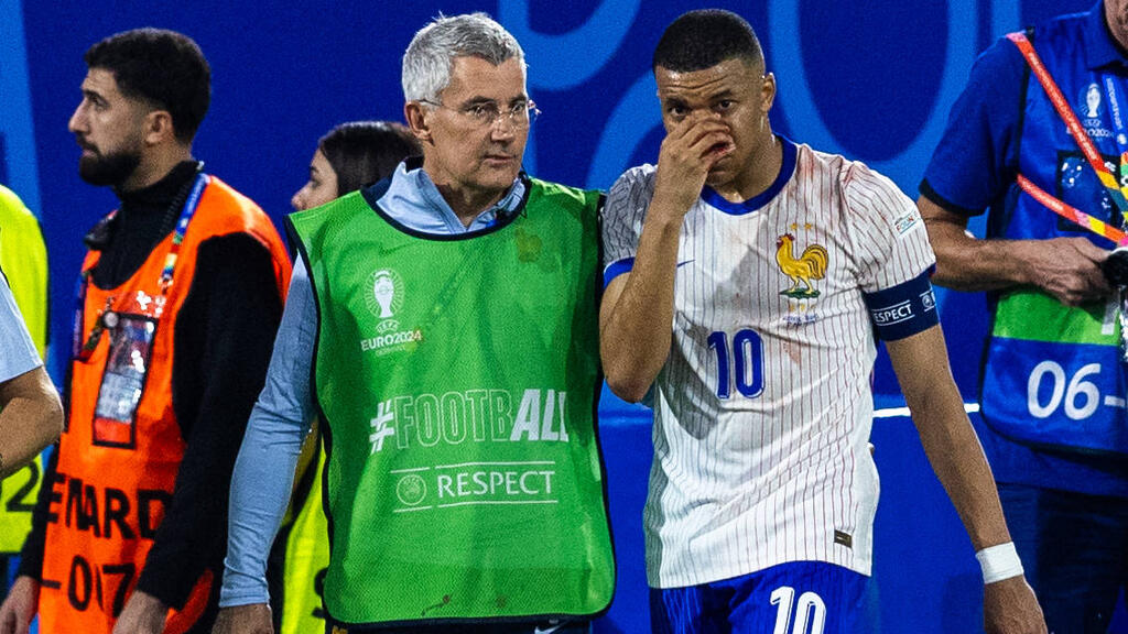 Kann Frankreichs Superstar Kylian Mbappé am Freitag spielen? Kann Frankreichs Superstar Kylian Mbappé am Freitag spielen?