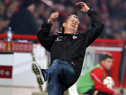 Ewald Lienen verliert mit St. Pauli gegen Union Berlin