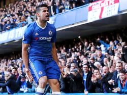 Diego Costa zet Chelsea een kwartier voor tijd op een 1-0 voorsprong tegen West Bromwich Albion. (11-12-2016)