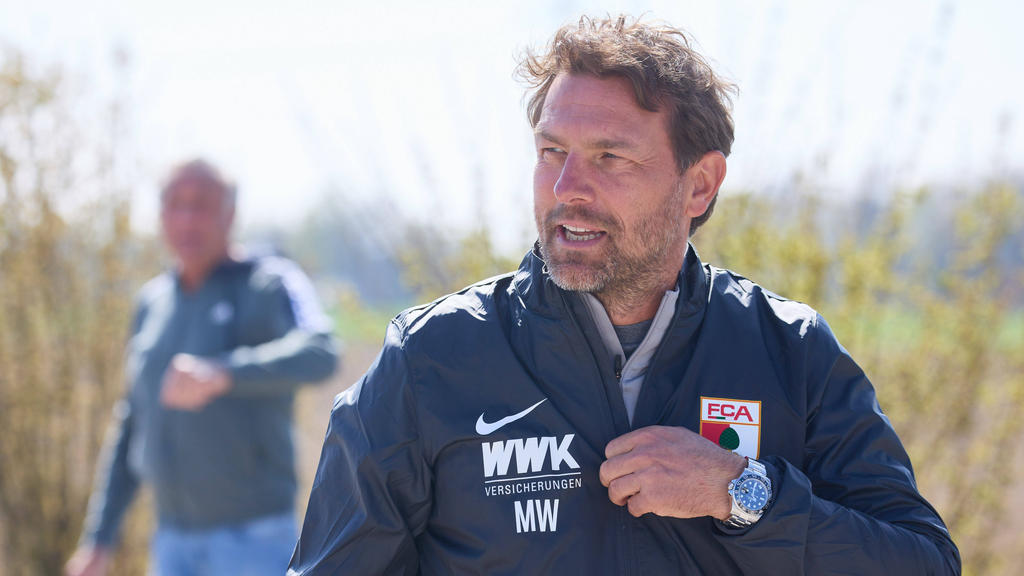 Markus Weinzierl muss beim FC Augsburg schnell den Abwärtstrend stoppen