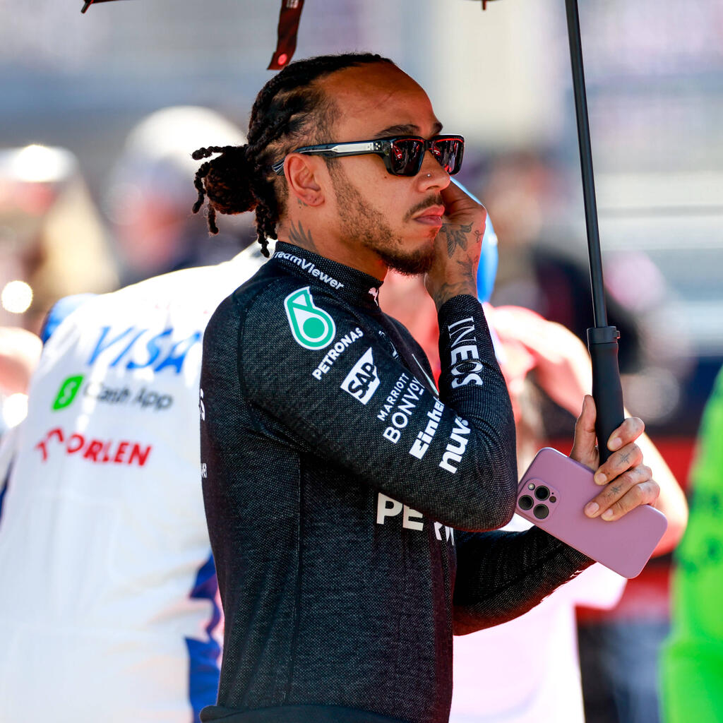 Lewis Hamilton (Mercedes) - 10 Punkte - NOTE: 4,5