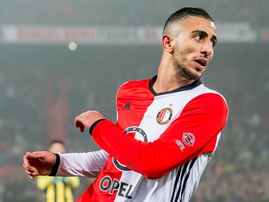 Bilal Başaçıkoğlu krijgt als invaller speelminuten tijdens het competitieduel Feyenoord - Vitesse (17-12-2016).