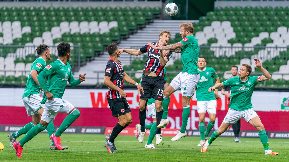 Eintracht Frankfurt setzte sich deutlich gegen Werder Bremen durch Eintracht Frankfurt setzte sich deutlich gegen Werder Bremen durch
