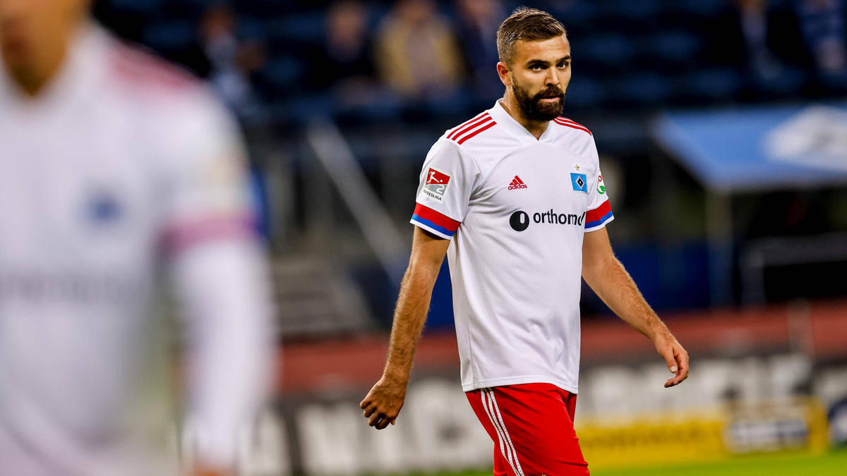 Hannover 96 holt Stürmer Lukas Hinterseer