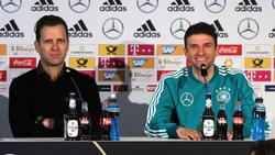 Oliver Bierhoff (l.) würde eine Müller-Nominierung begrüßen