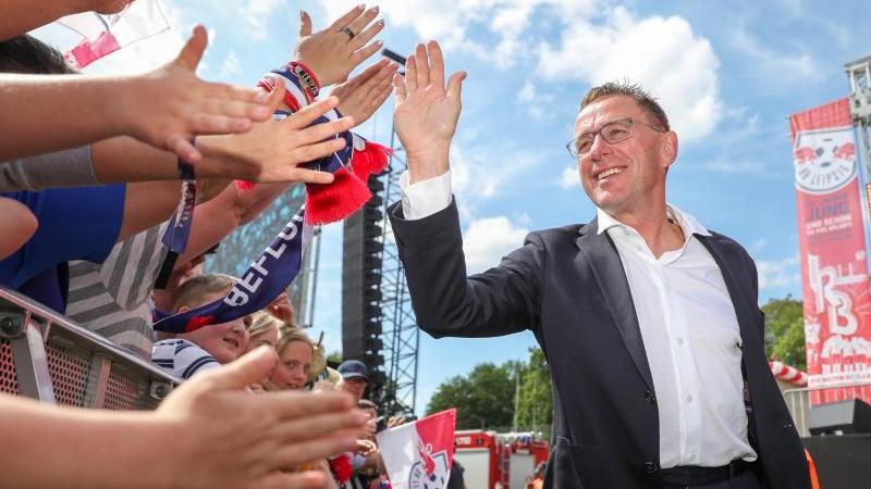 Ralf Rangnick soll in Leipzig vor den Fans geehrt werden Ralf Rangnick soll in Leipzig vor den Fans geehrt werden