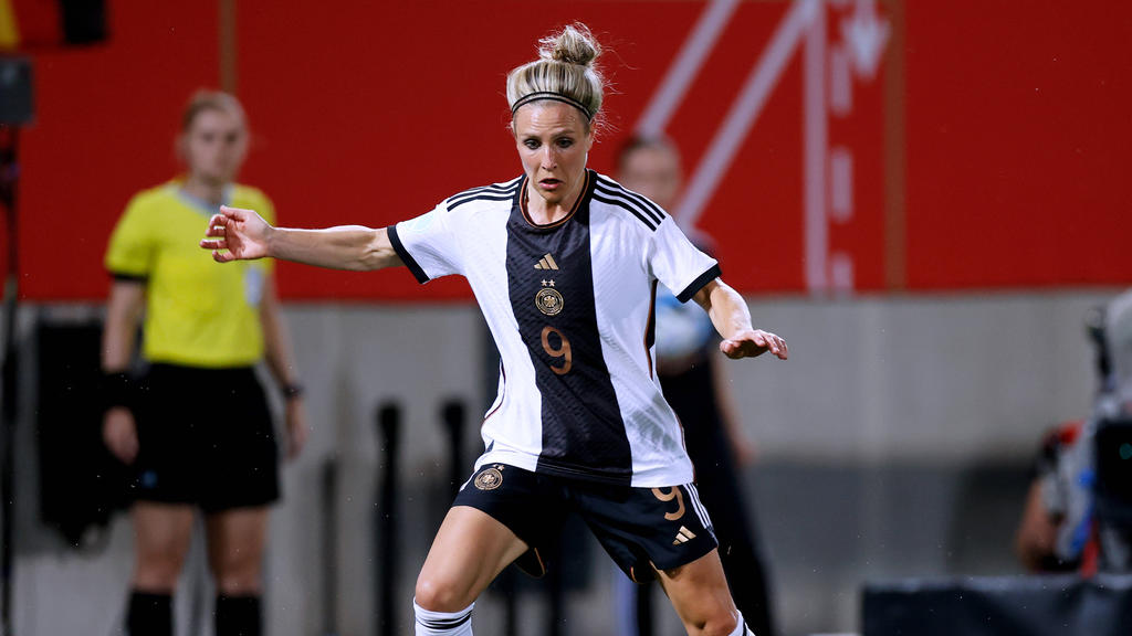 Svenja Huth und die DFB-Frauen wollen WM-Gegner Kolumbien spielerisch stoppen Svenja Huth und die DFB-Frauen wollen WM-Gegner Kolumbien spielerisch stoppen