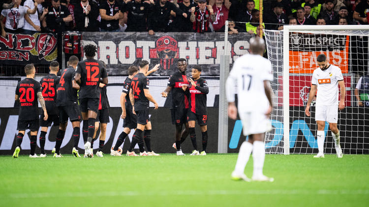 Bayer gewinnt souverän gegen Häcken