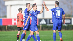 Noch ist unklar, ob Marcin Kaminski (l.) beim FC Schalke 04 bleibt