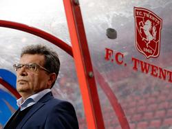 Technisch directeur Ted van Leeuwen wordt gefotografeerd voorafgaand aan het competitieduel FC Twente - PSV. (24-10-2015)