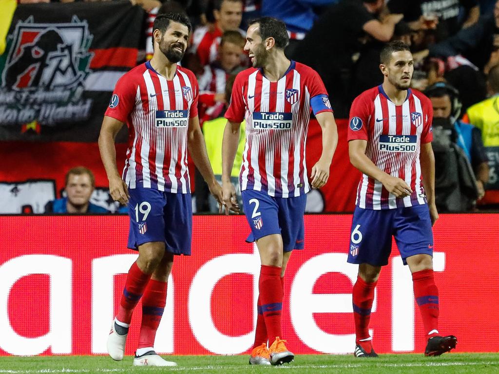 Diego Costa, Godín y Koke en la Supercopa europea contra el Madrid. (Foto: Imago)