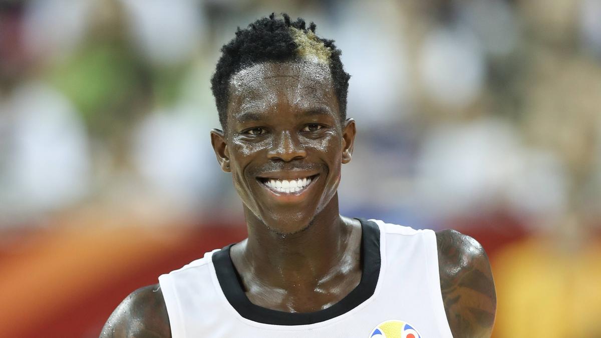 Dennis Schröder könnte zum NBA-Champion wechseln Dennis Schröder könnte zum NBA-Champion wechseln