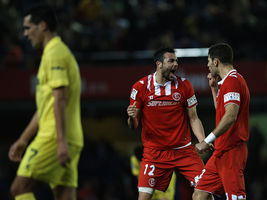 Iborra celebra un gol en un partido liguero entre el Villarreal y el Sevilla en 2013. (Foto: Getty) Iborra celebra un gol en un partido liguero entre el Villarreal y el Sevilla en 2013. (Foto: Getty)