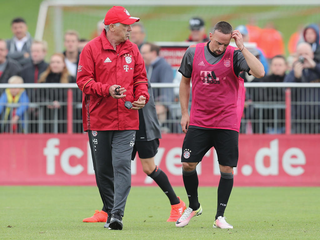 Ancelotti dejó claro que no le gustan los jugadores que se comportan de esta manera. (Foto: Getty) Ancelotti dejó claro que no le gustan los jugadores que se comportan de esta manera. (Foto: Getty)