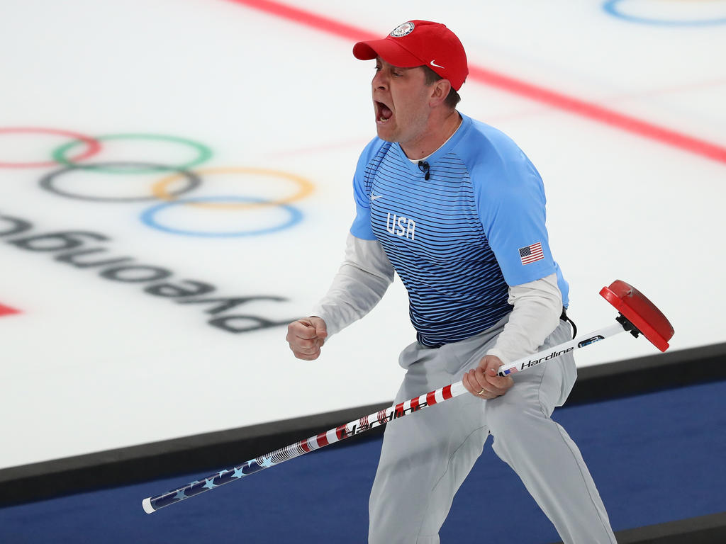 John Shuster holte die erste goldene Curling-Medaille für die USA John Shuster holte die erste goldene Curling-Medaille für die USA