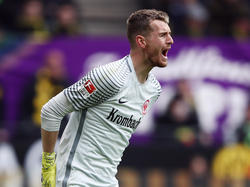Frankfurt will gerne mit Torwart Hrádecký verlängern