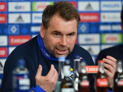 Bernd Hollerbach steht vor seinem HSV-Debüt