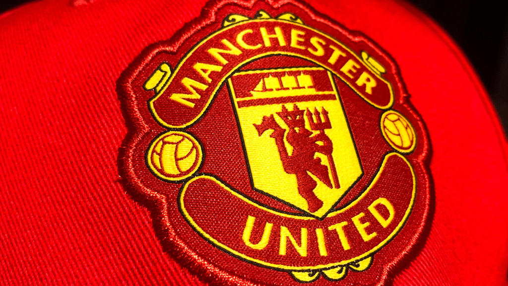 Man Utd say 'thorough process' under way to find new manager