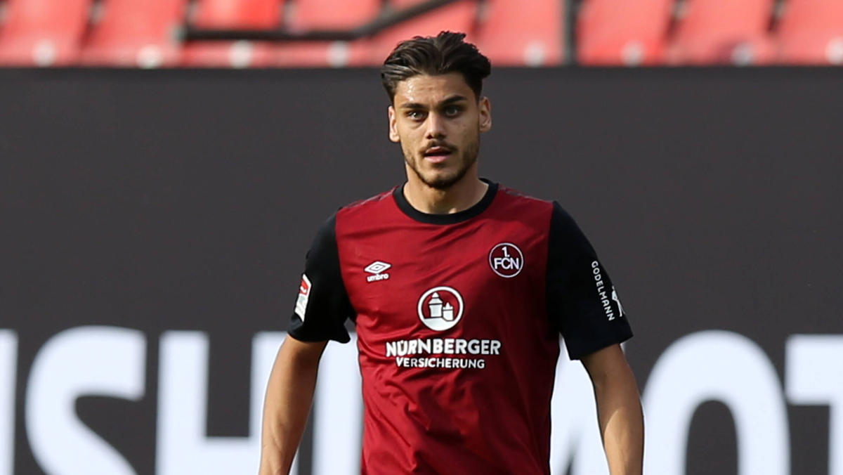 Konstantinos Mavropanos wird wohl auch in 2020/2021 in Deutschland spielen Konstantinos Mavropanos wird wohl auch in 2020/2021 in Deutschland spielen