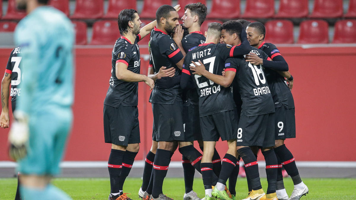 Bayer Leverkusen nimmt Kurs auf die K.o.-Runde Bayer Leverkusen nimmt Kurs auf die K.o.-Runde