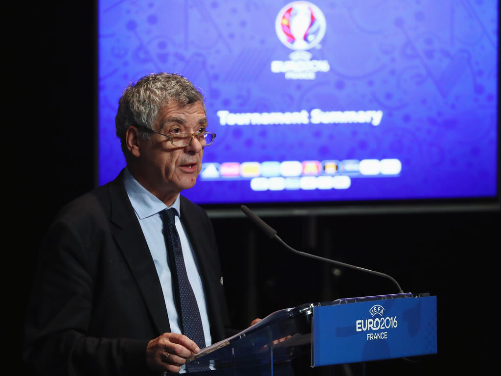 Ángel María Villar en la conferencia de prensa de clausura de la Euro. (Foto: Getty)
