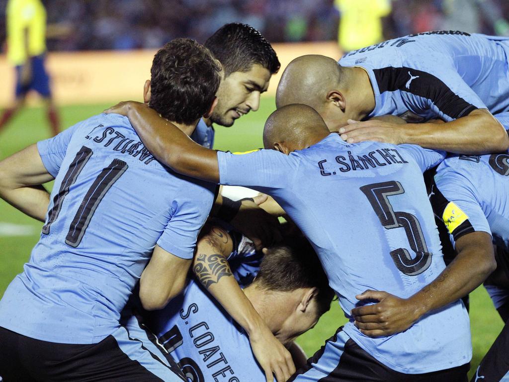 Con esta victoria Uruguay llega a 23 puntos y pelea palmo a palmo con Brasil. (Foto: Getty)