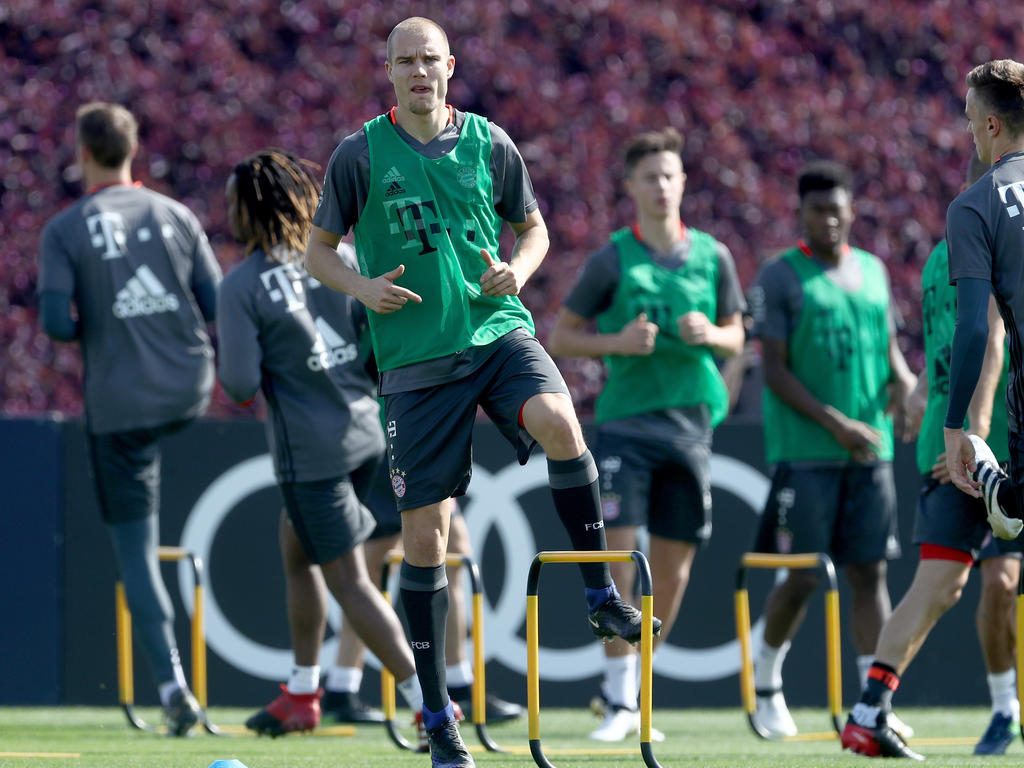 Bayerns Holger Badstuber spricht im Traingslager Klartext. Bayerns Holger Badstuber spricht im Traingslager Klartext.