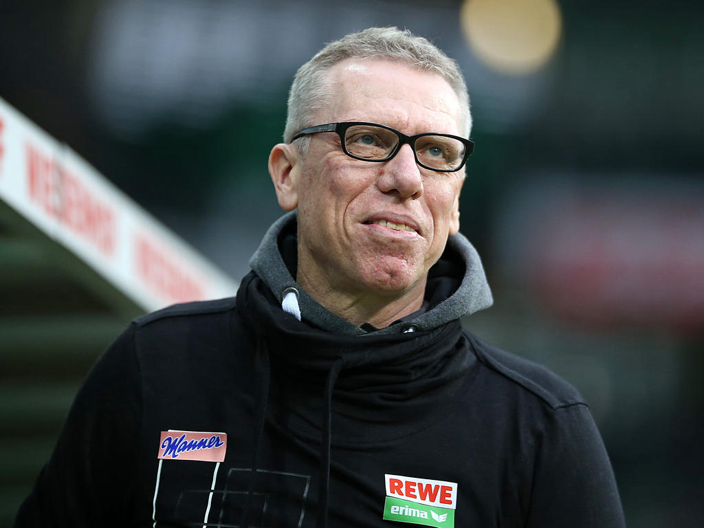 Kölns Trainer Peter Stöger freut sich über die schwindenden Personalprobleme
