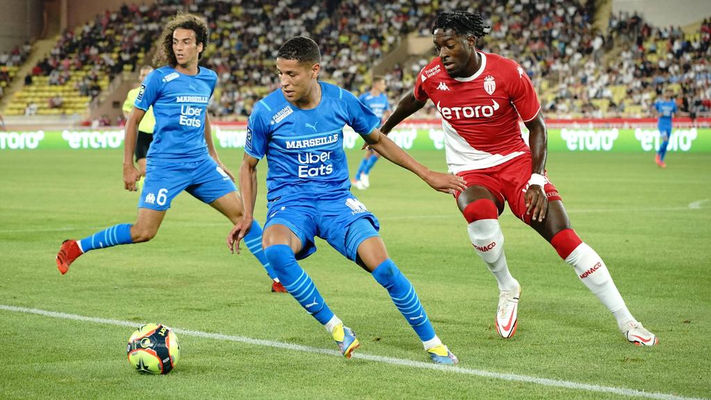Amine Harit (M.) stand zum ersten Mal für Marseille auf dem Rasen