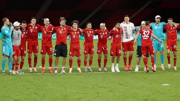 Der FC Bayern hat seinen Fahrplan vor dem Wiederbeginn der Champions League terminiert Der FC Bayern hat seinen Fahrplan vor dem Wiederbeginn der Champions League terminiert