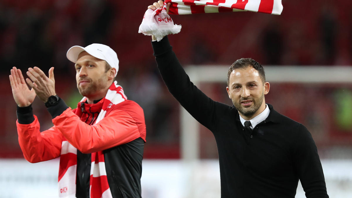 Domenico Tedesco (r.) hat Spartak in die CL geführt