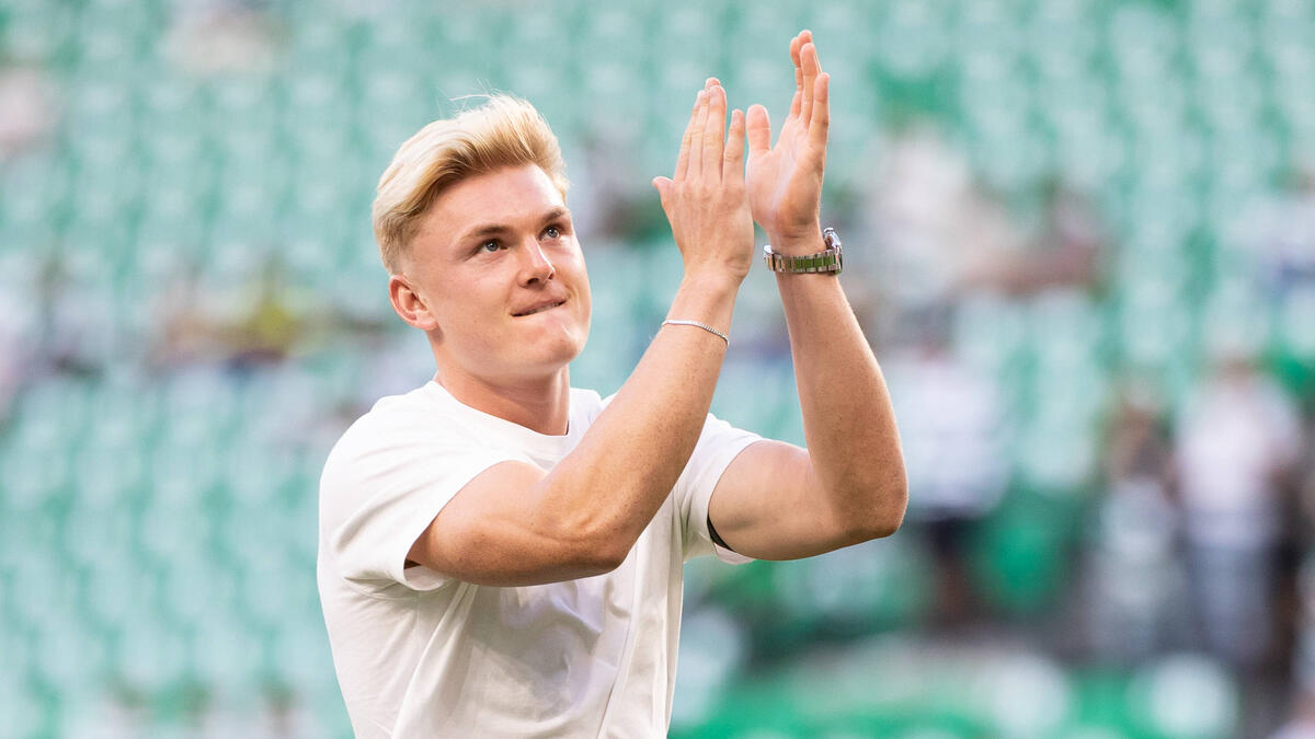 Conrad Harder übernimmt bei RB Leipzig die Nummer von Lois Openda
